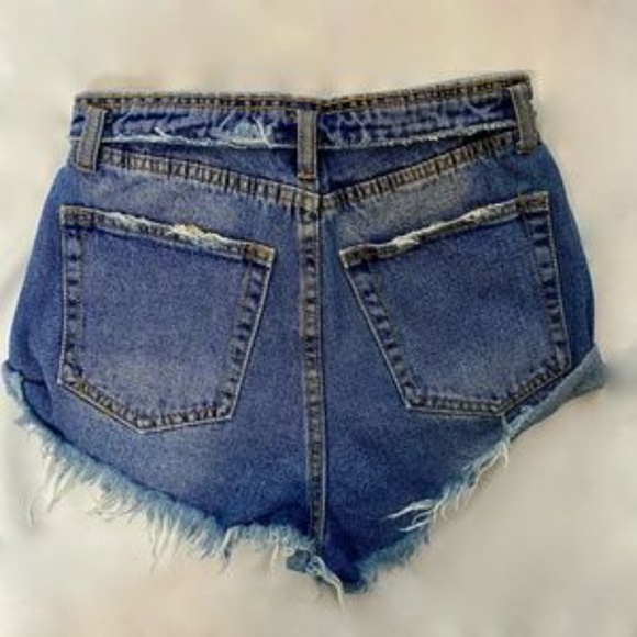 Millennial Pink Shorts Cut Off High Rise Jean - Picture 4 of 7